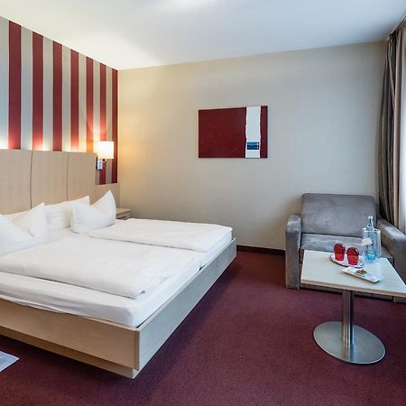 Hotel Deutsches Haus Бонн Экстерьер фото